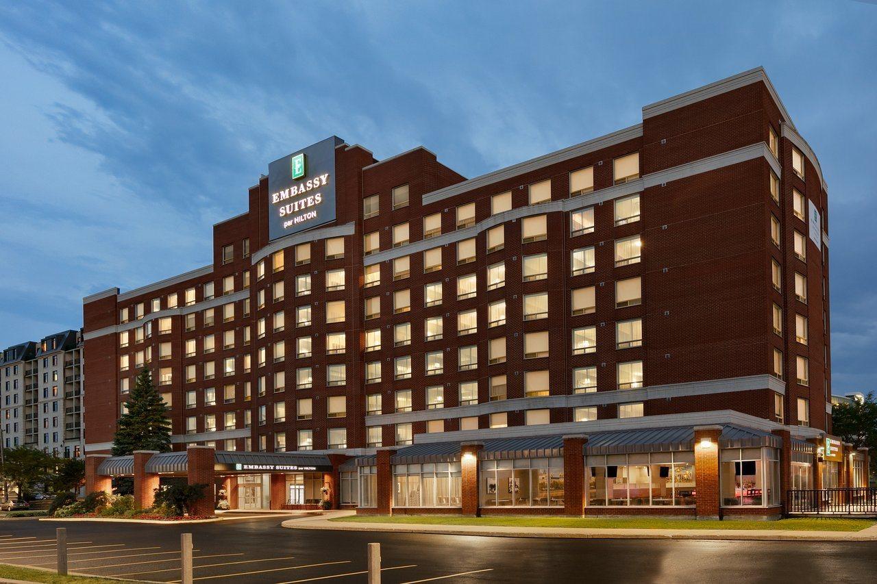 Embassy Suites By Hilton Montreal Airport Pointe-Claire Bagian luar foto