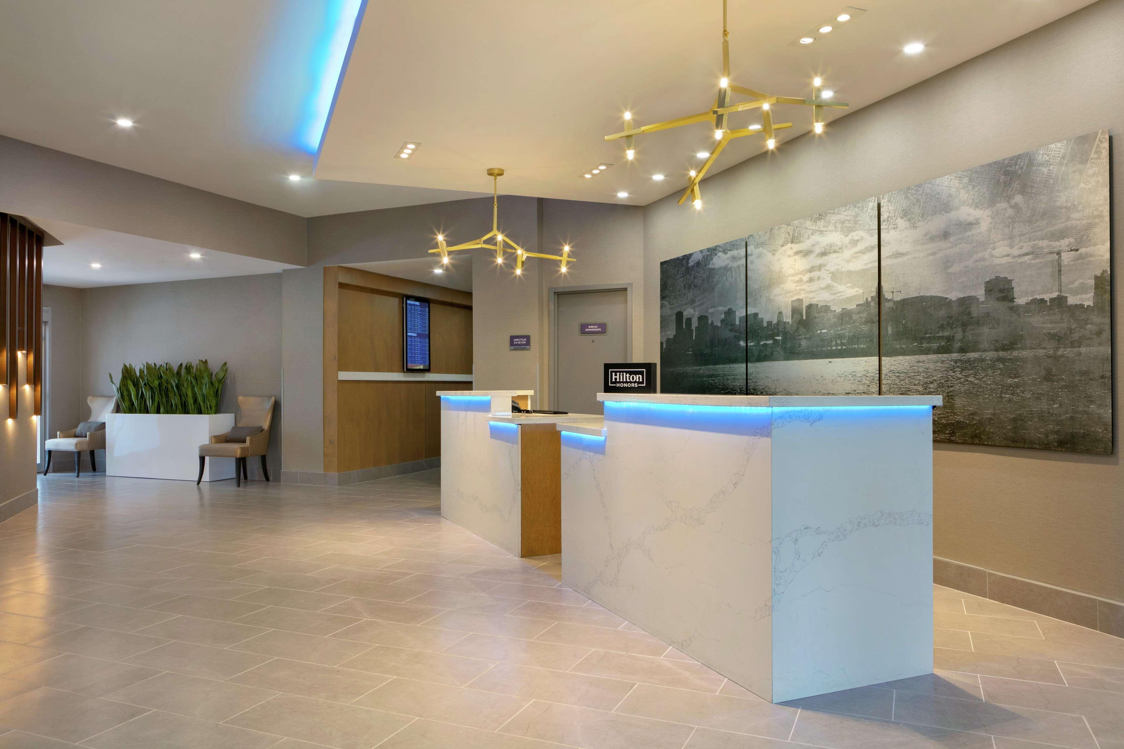 Embassy Suites By Hilton Montreal Airport Pointe-Claire Bagian luar foto