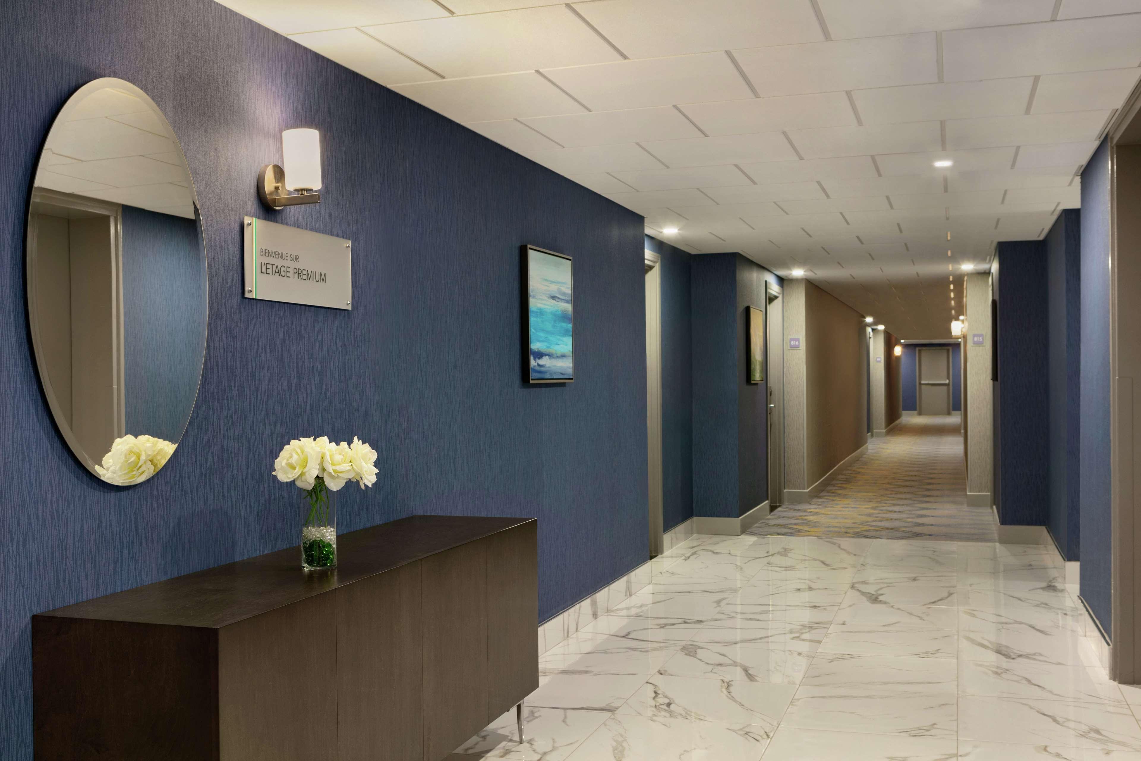 Embassy Suites By Hilton Montreal Airport Pointe-Claire Bagian luar foto